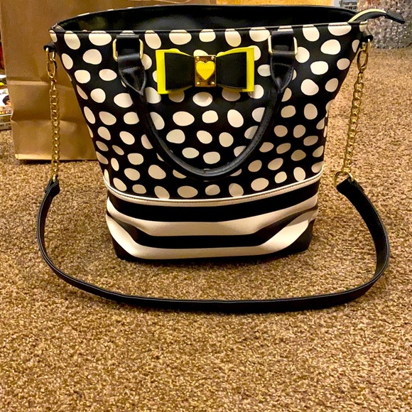 Betsey Johnson Handbags - Betsy Johnson handbag new